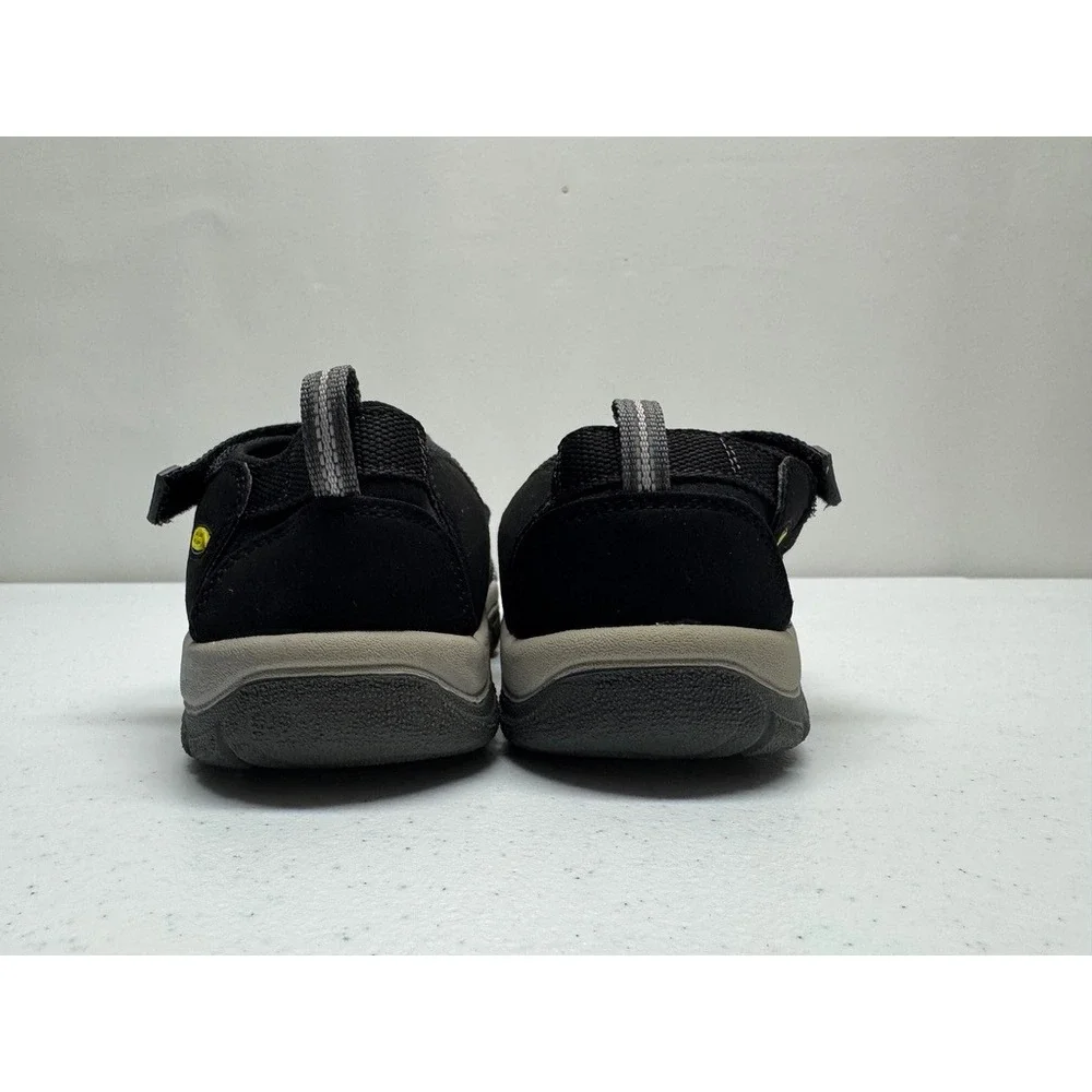 Keen Newport H2 Sandals Mens 6 Black Gray Hiking Water Shoes